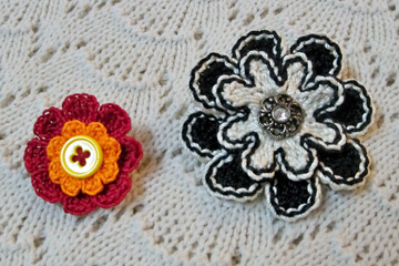 Button Flower Pins