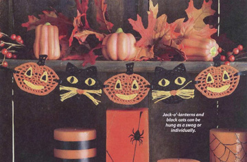 Halloween Swag from Oct 2009 issue of Crochet World magazine