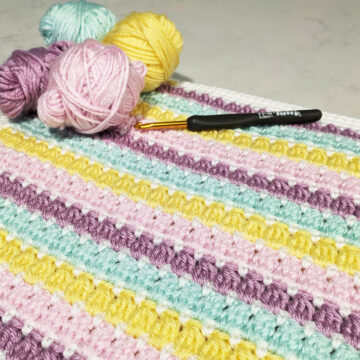 Revolutionary Continuous Overlay Mosaic Crochet (COM) Technique Revealed -  The Crochet ArchitectThe Crochet Architect