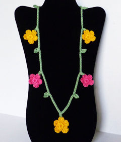 crochet necklace