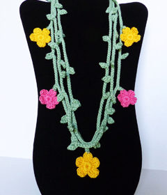 crochet necklace