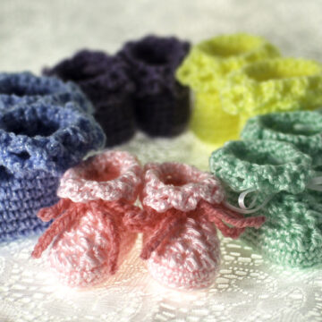 crochet baby booties