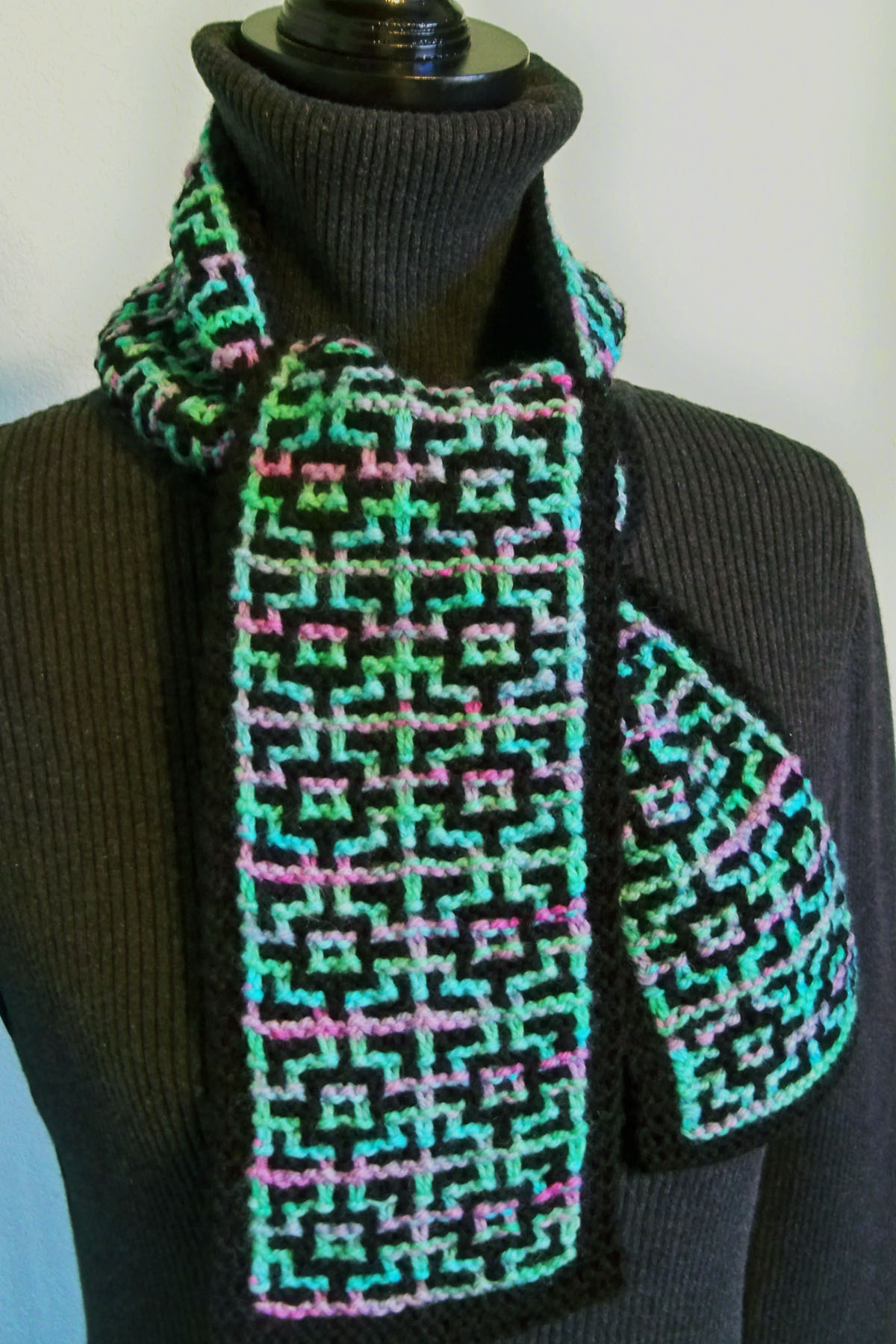 knit mosaic scarf