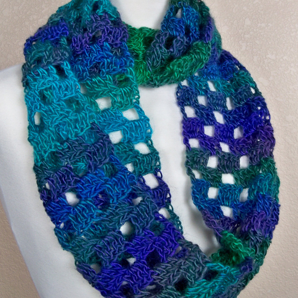 crochet cowl