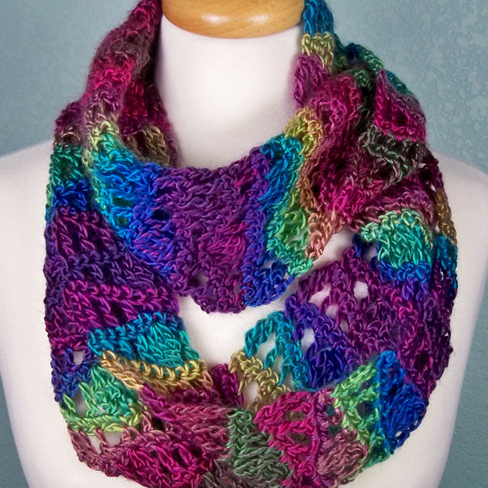 crochet cowl