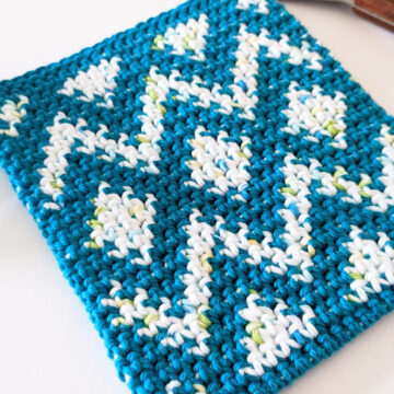 Artsy Byzantine Knit Dishcloth [FREE Knitting Pattern]